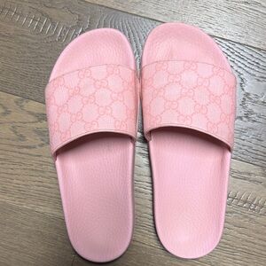 Gucci Light Pink Logo Slide Sandals size 39